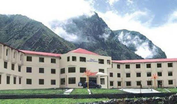 Sarovar Portico Badrinath Hotel Joshimath Exterior photo
