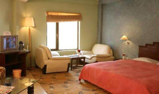 Sarovar Portico Badrinath Hotel Joshimath Room photo